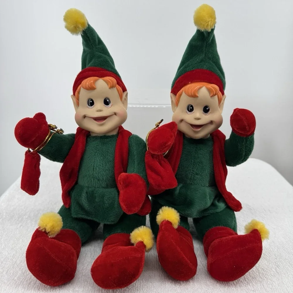VintageChristmas Shelf Sitting Elf's With Presents Plush Decoration 14
